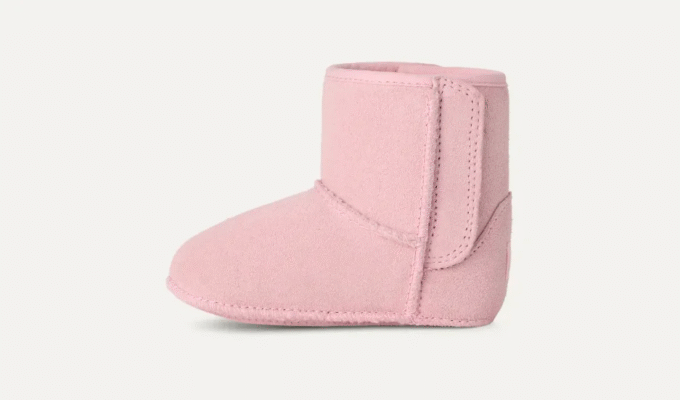 Baby Classic und Kuscheltier Baby Classic und Kuscheltier