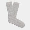 Gerippte, locker sitzende Socken Gerippte, locker sitzende Socken