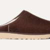Klassisches Slip-On-Wildleder aus zotteligem Material Klassisches Slip-On-Wildleder aus zotteligem Material