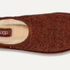 Klassisches Slip-On-Wildleder aus zotteligem Material Klassisches Slip-On-Wildleder aus zotteligem Material
