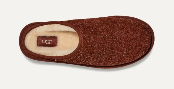 Klassisches Slip-On-Wildleder aus zotteligem Material Klassisches Slip-On-Wildleder aus zotteligem Material