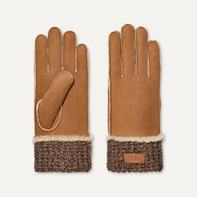 Strickhandschuh aus Schaffell Strickhandschuh aus Schaffell