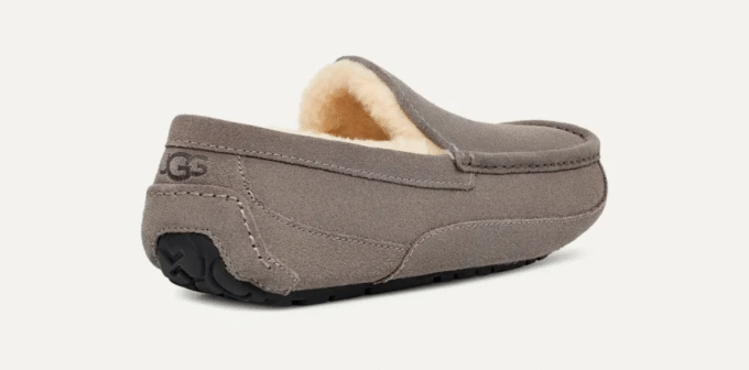 UGG Ascot