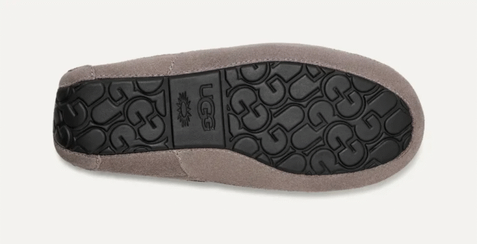 UGG Ascot