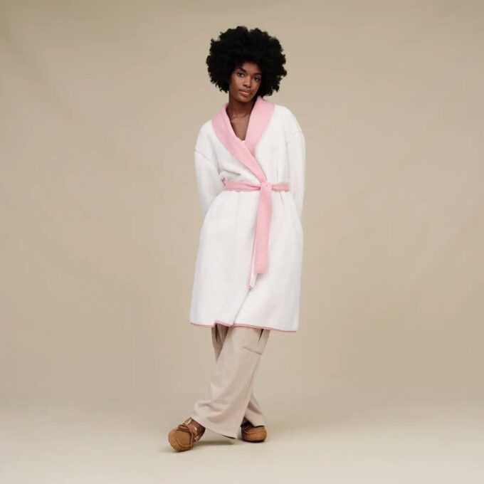UGG Dakota