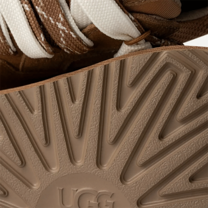 UGG Lo Lowmel UGG Lo Lowmel