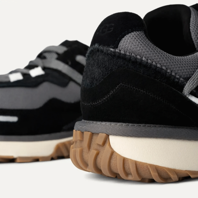 UGG RetroFi Low